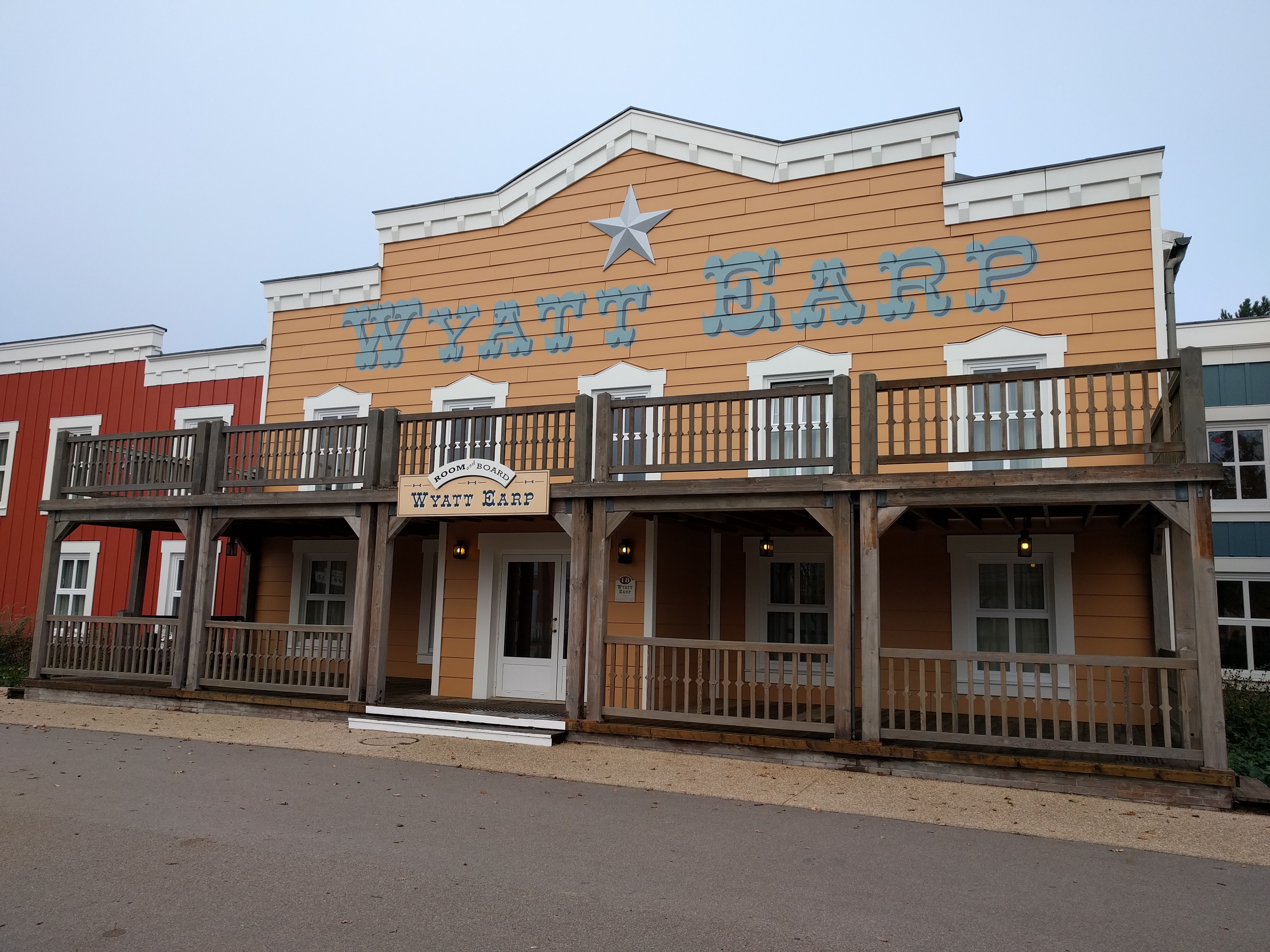 Hotel Cheyenne Building 18 Wyatt Earp