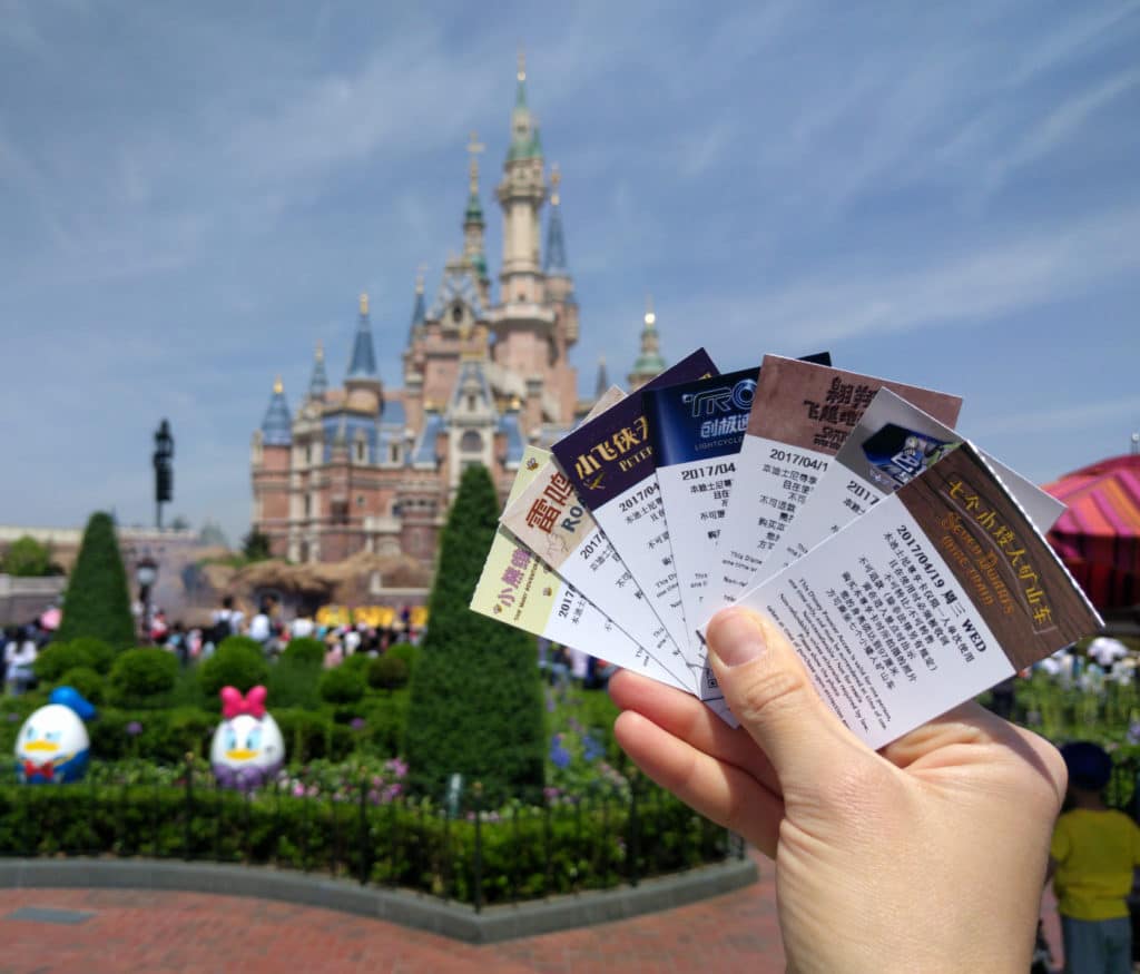 Shanghai Disneyland Paid Fastpasses Castle - Disney Premier Access