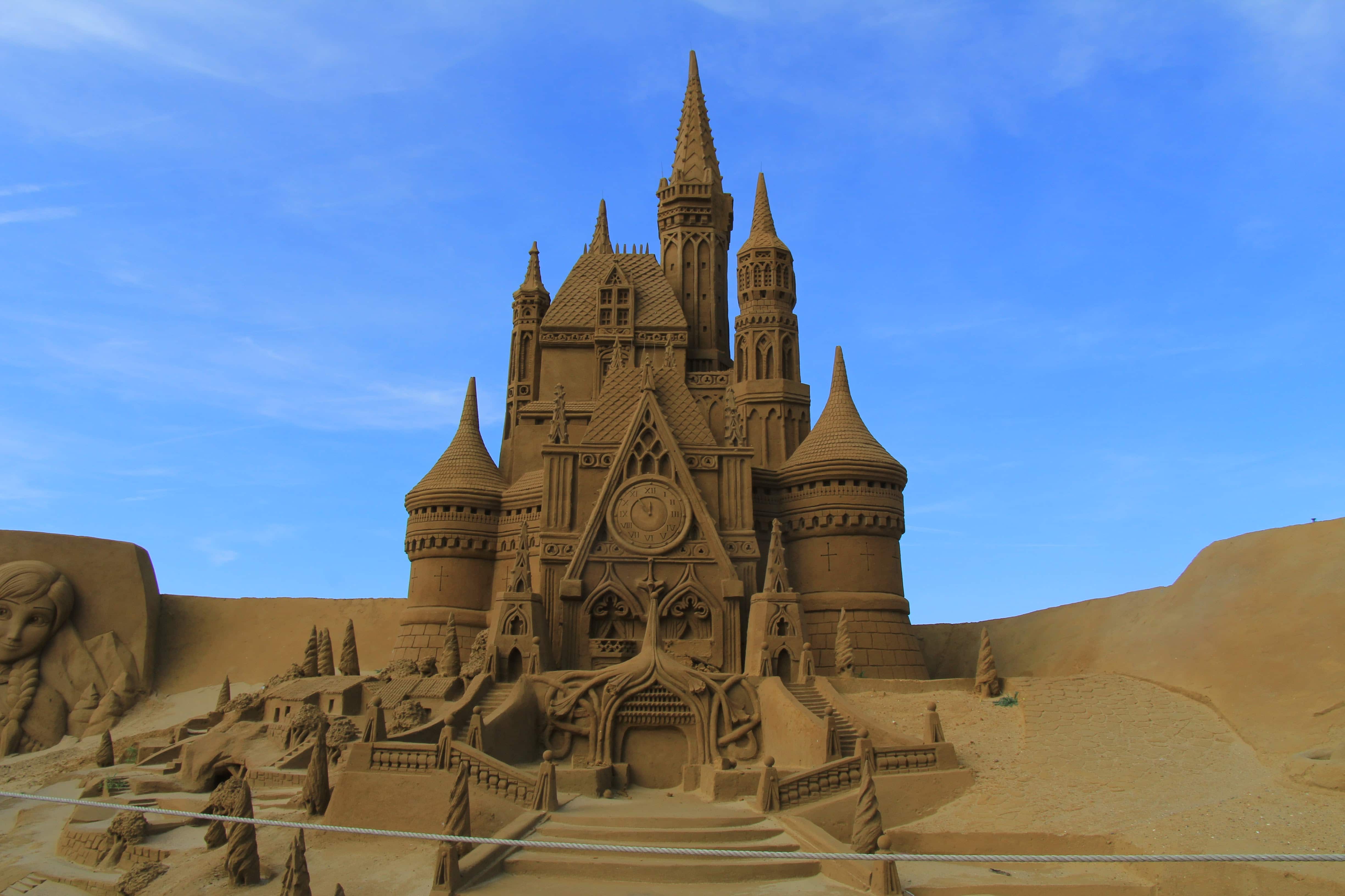 Disney sand castles bring magic to Belgium beach