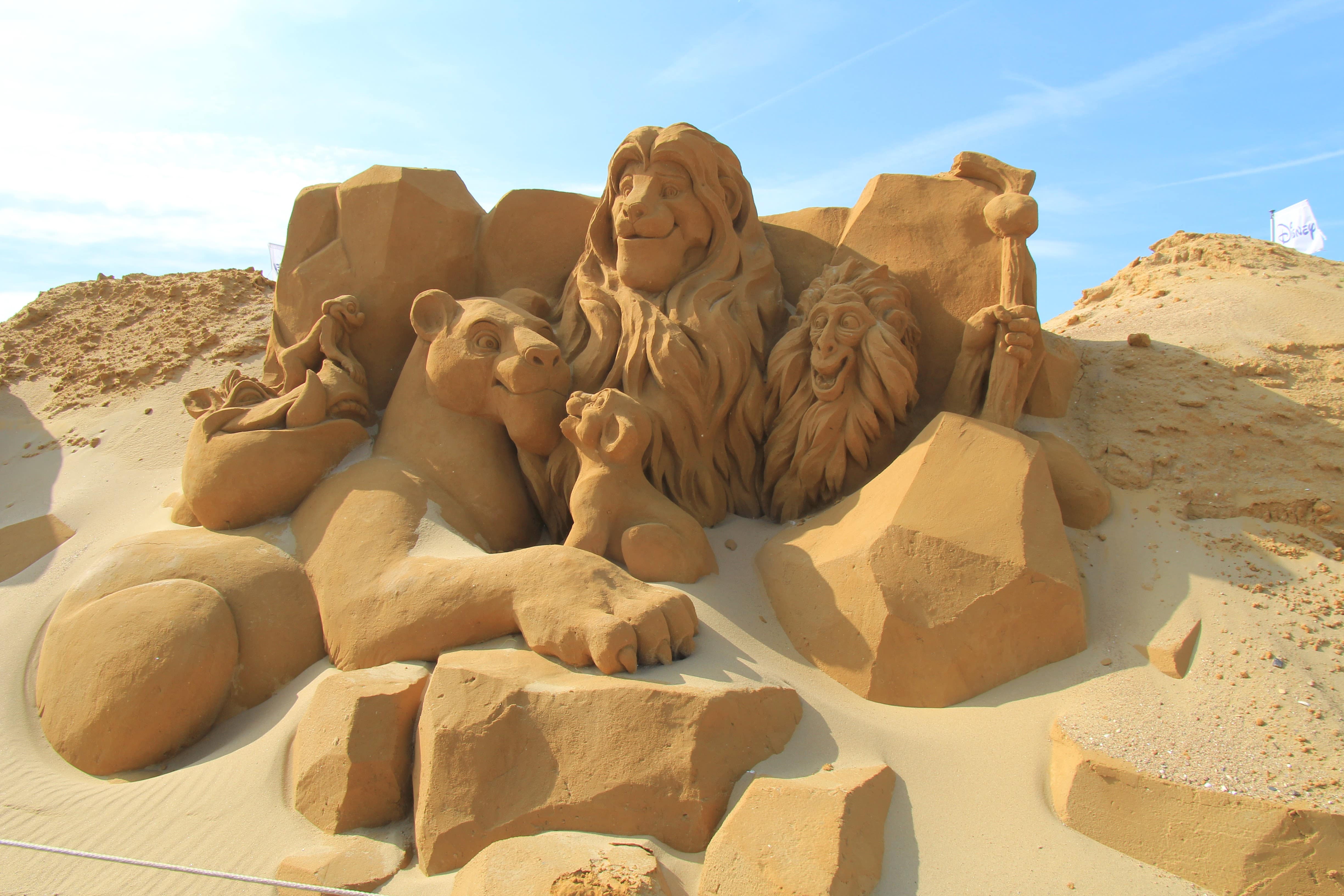 Review: Disney Sand Magic - Travel to the Magic