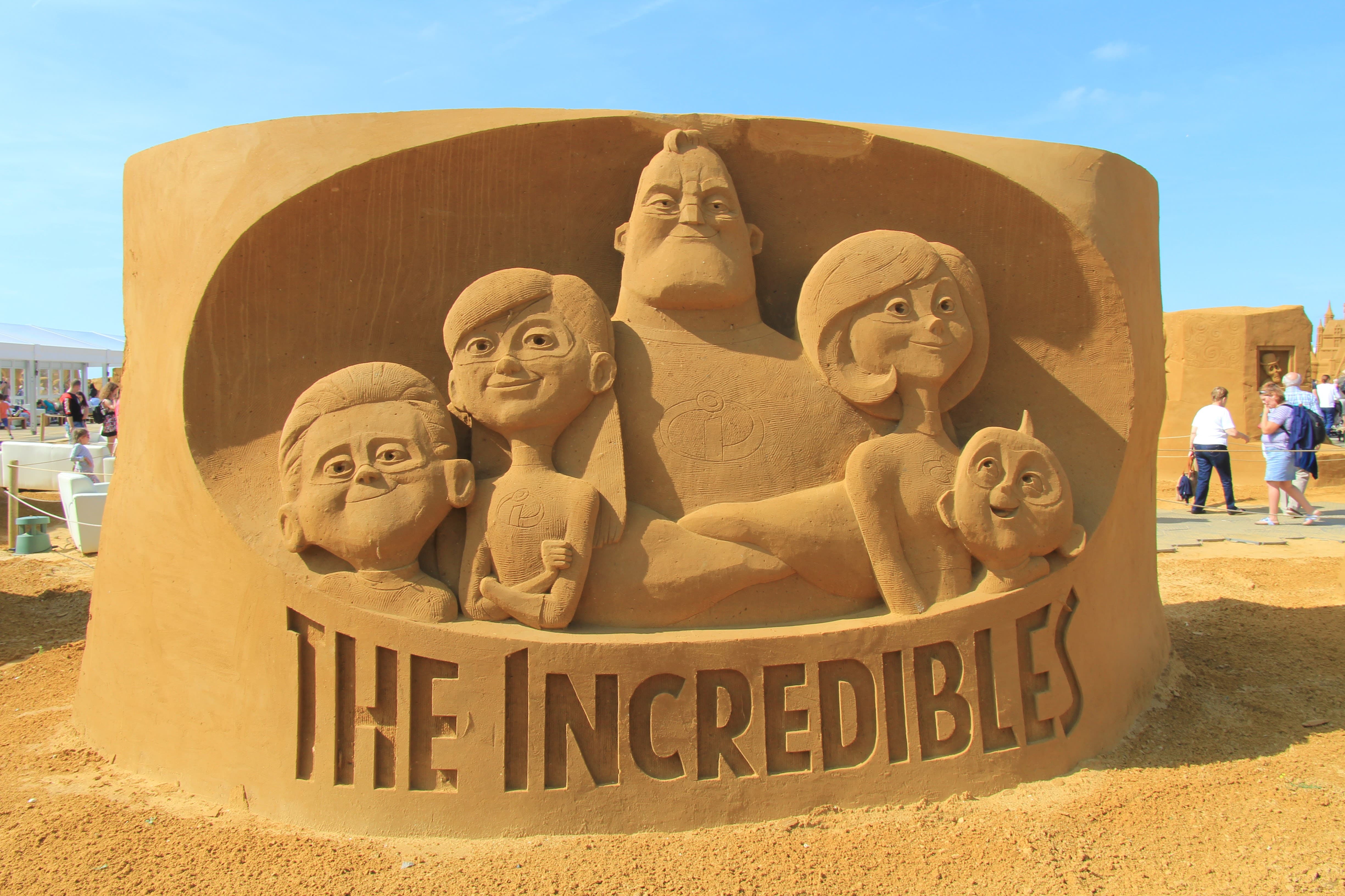 Disney Sand Magic festival celebrates Disneyland Paris 25th anniversary  with stunning new sand sculptures - Inside the Magic