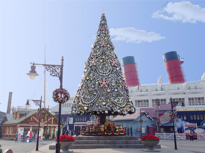 Tokyo DisneySea - Christmas 2017 - Christmas Tree SS Columbia