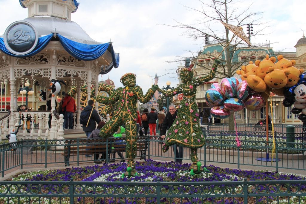 Disneyland Paris - Pirates Princesses Festival - Town Square Decorations