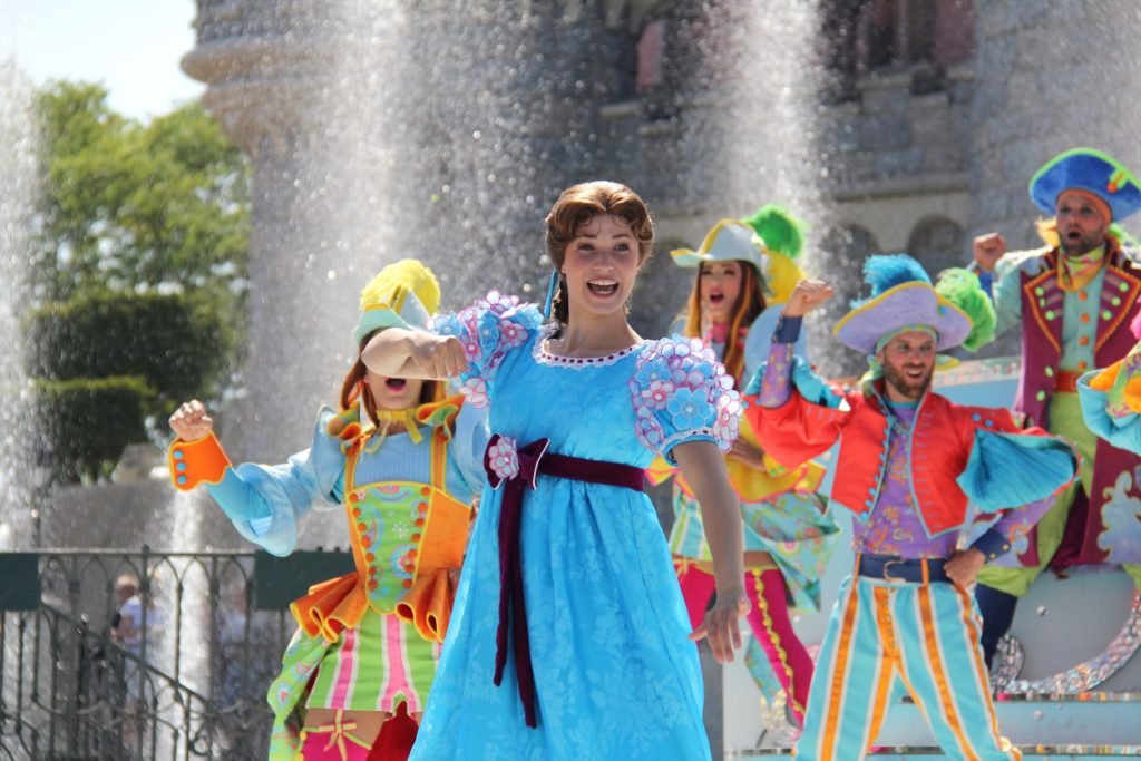 Disneyland Paris - Pirates Princesses Festival - Wendy Castle Stage