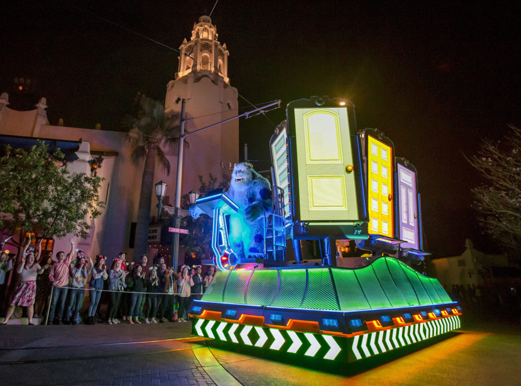 Disneyland Resort - Paint the Night - Monsters Inc